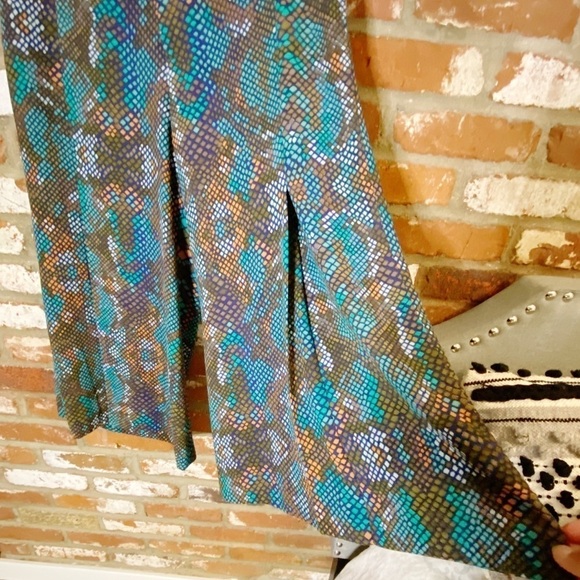 Anthropologie Essential Culottes snakeskin wide leg pants size 2 - Picture 6 of 12